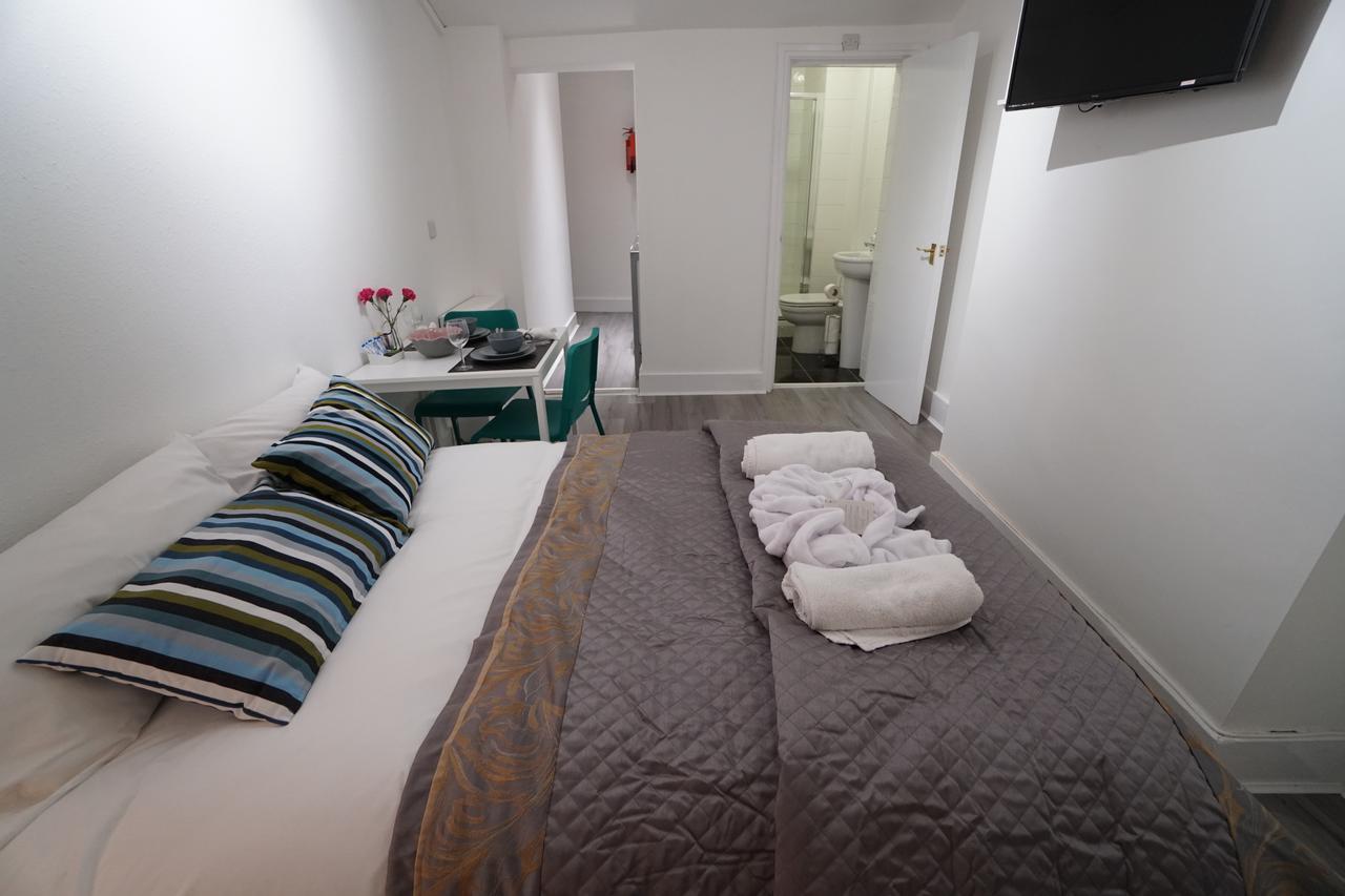 London Queen Park Apartments Esterno foto